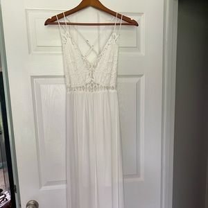 White maxi dress